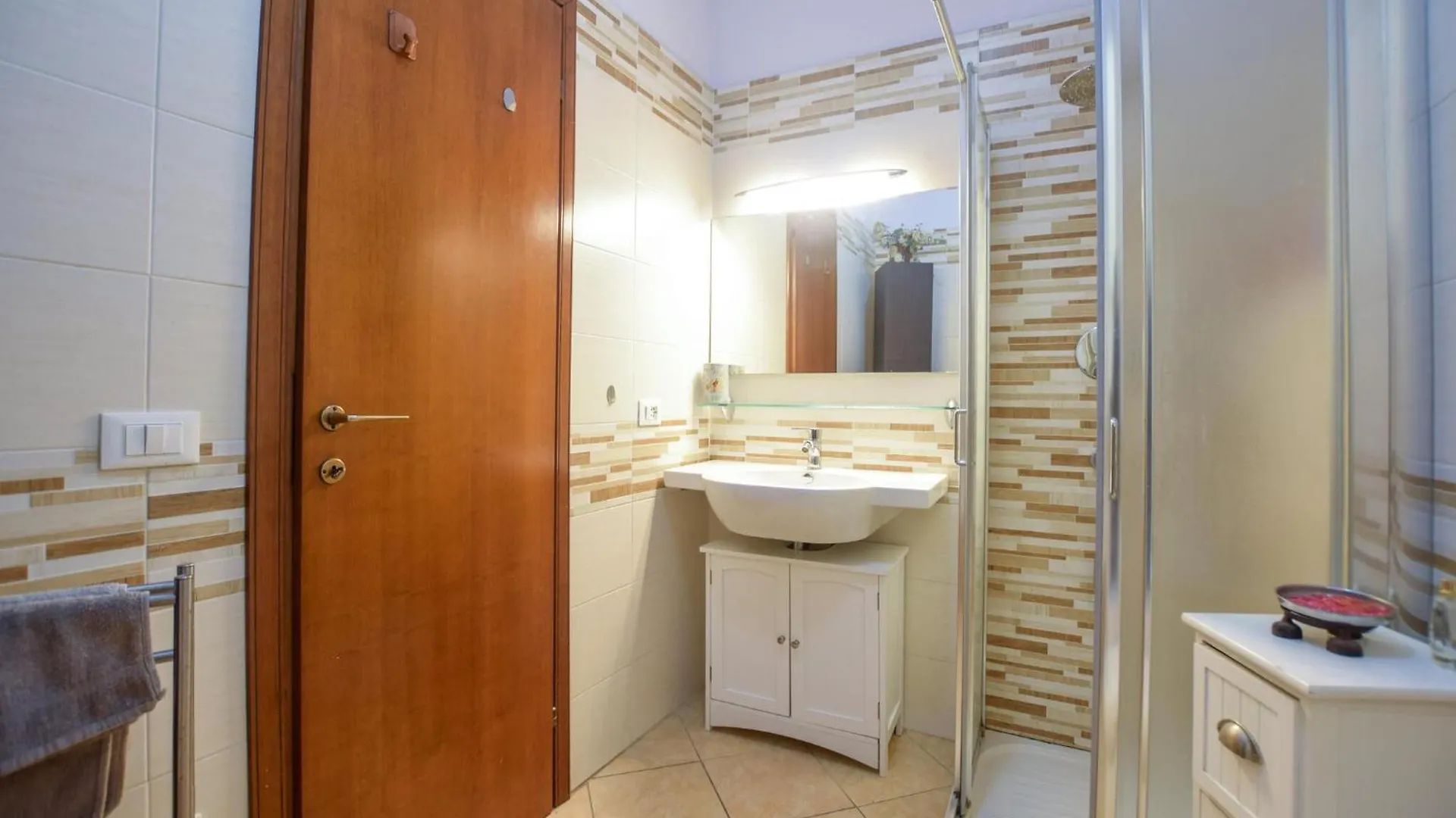 Pet Friendly Apartment In Viareggio With Wifi
