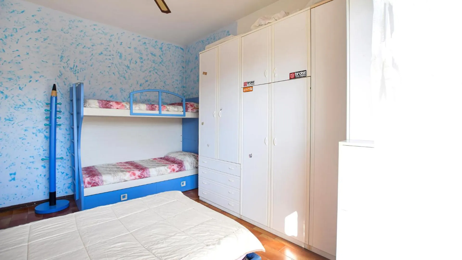 Pet Friendly Apartment In Viareggio With Wifi