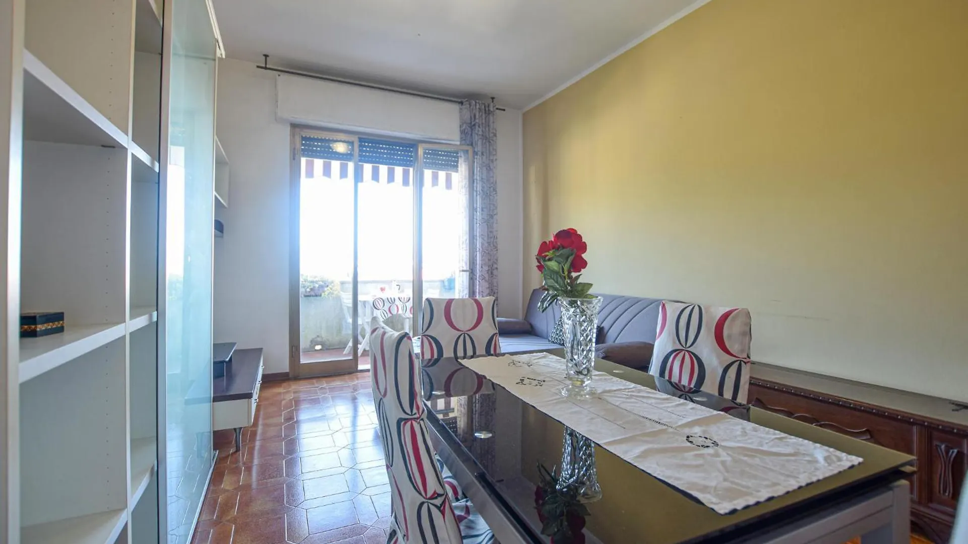 Pet Friendly Apartment In Viareggio With Wifi
