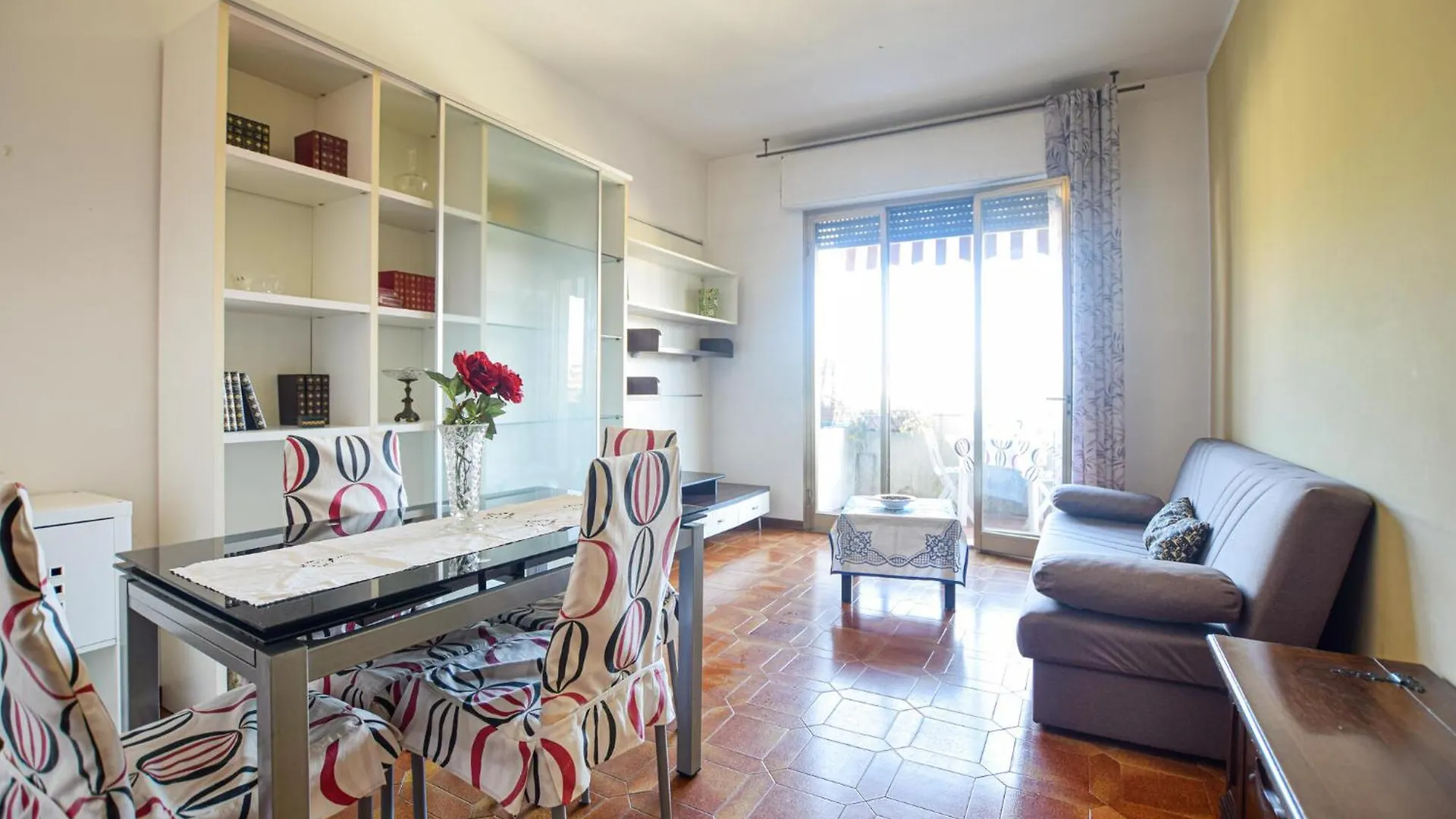 Pet Friendly Apartment In Viareggio With Wifi Italië